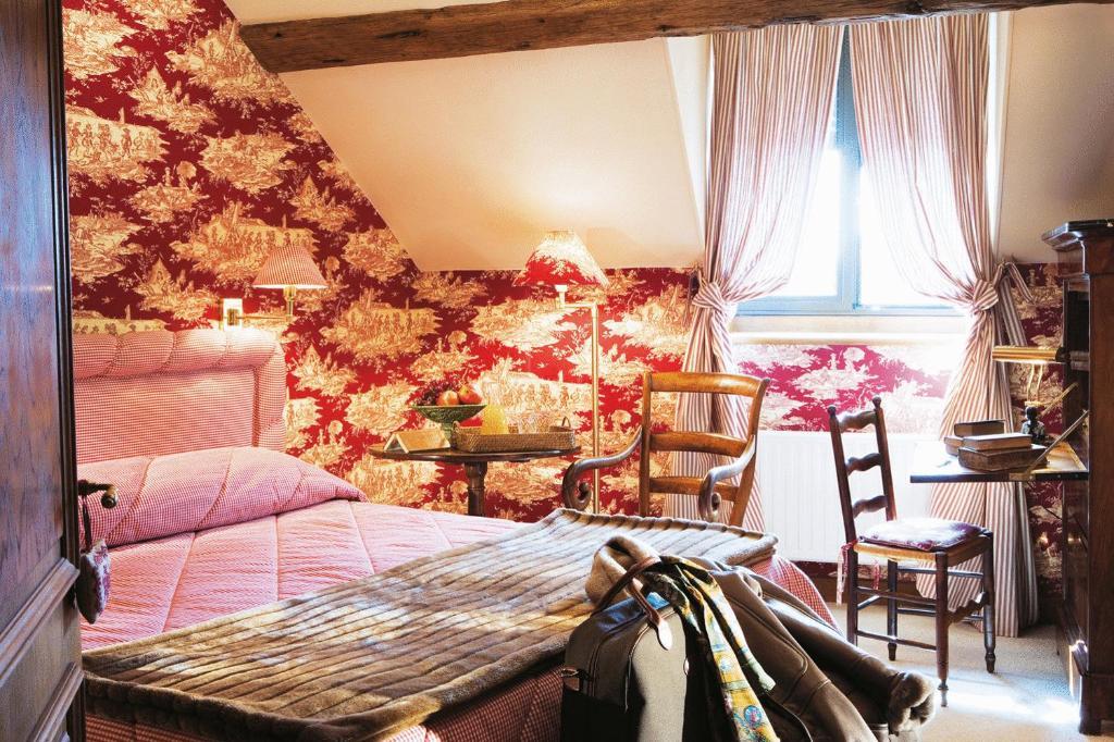 Hotel De France Angerville  Экстерьер фото