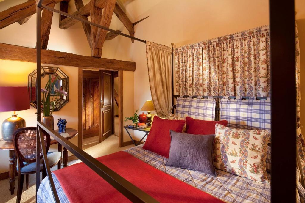 Hotel De France Angerville  Экстерьер фото